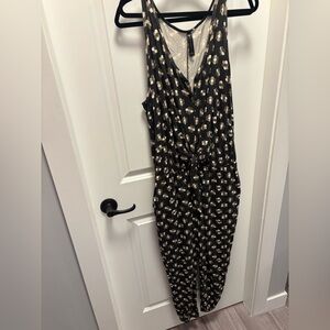 Smash and Tess xl Black Floral Sleeveless Jumpsuit